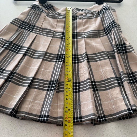 Beige Plaid Pleated Mini Skirt Size 0 Schoolgirl Skirt - Picture 10 of 13